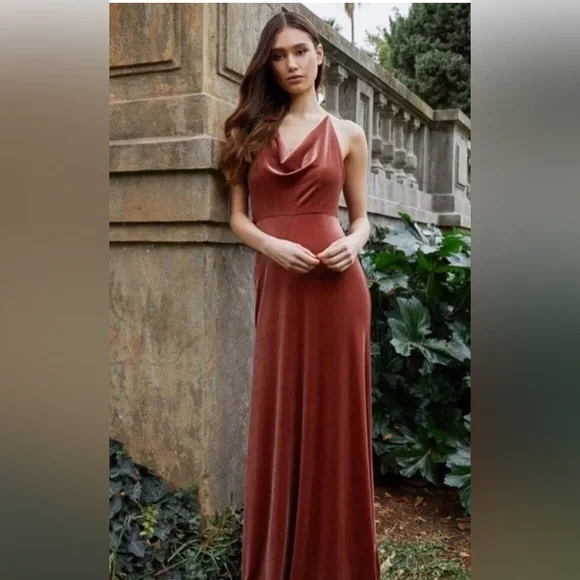 Jenny Yoo English Dusty Rose Sullivan Dress Size 0 Stretch Velvet - Picture 1 of 16